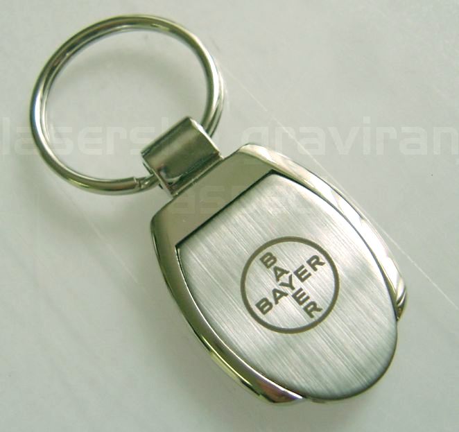 obesek za ključe-bayer